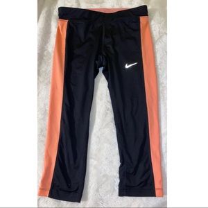 Nike Dri-Fit Peach and Black Cropped Leggings